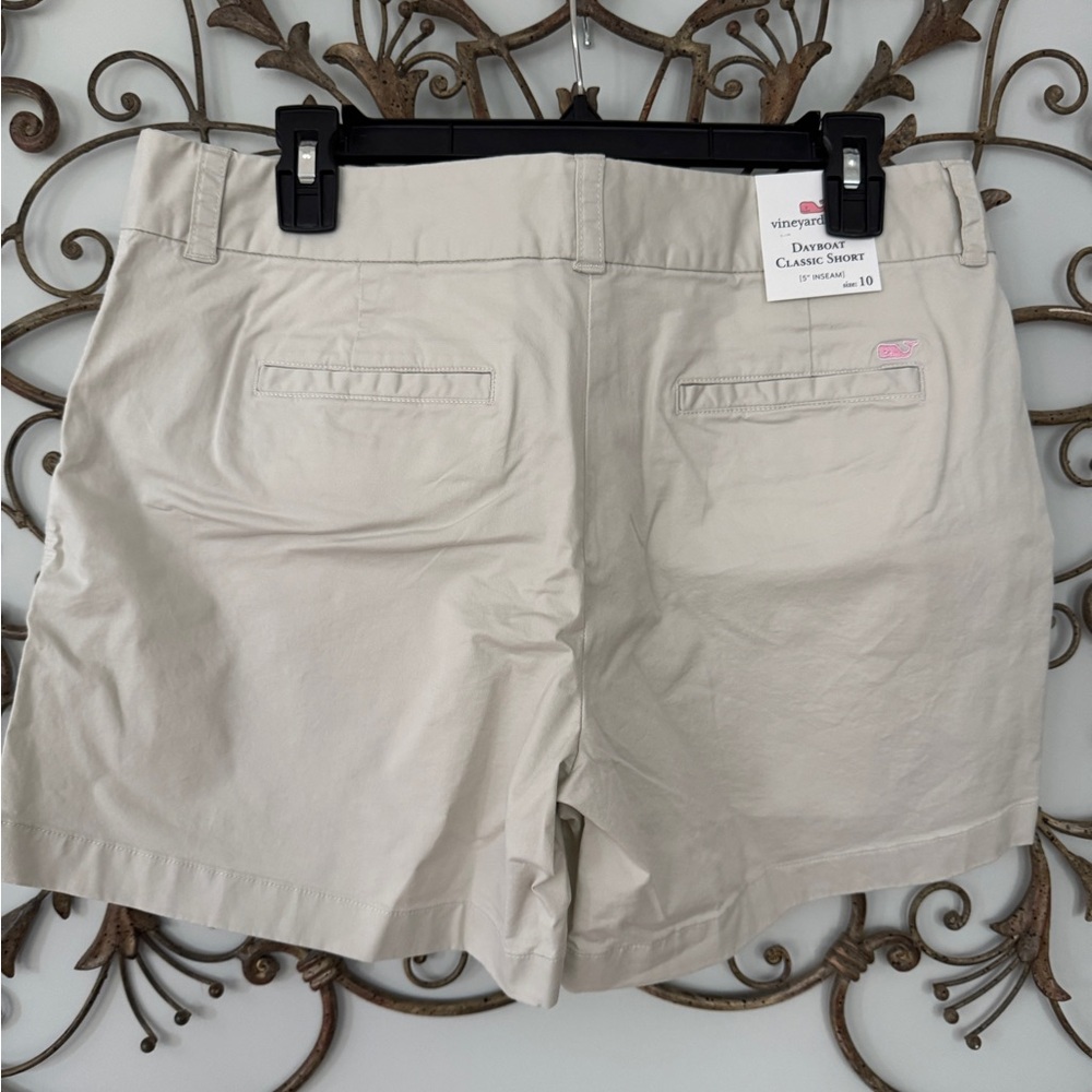 Vineyard Vines Dayboat Classic Khaki shorts size 10 NWT! - Picture 5 of 9